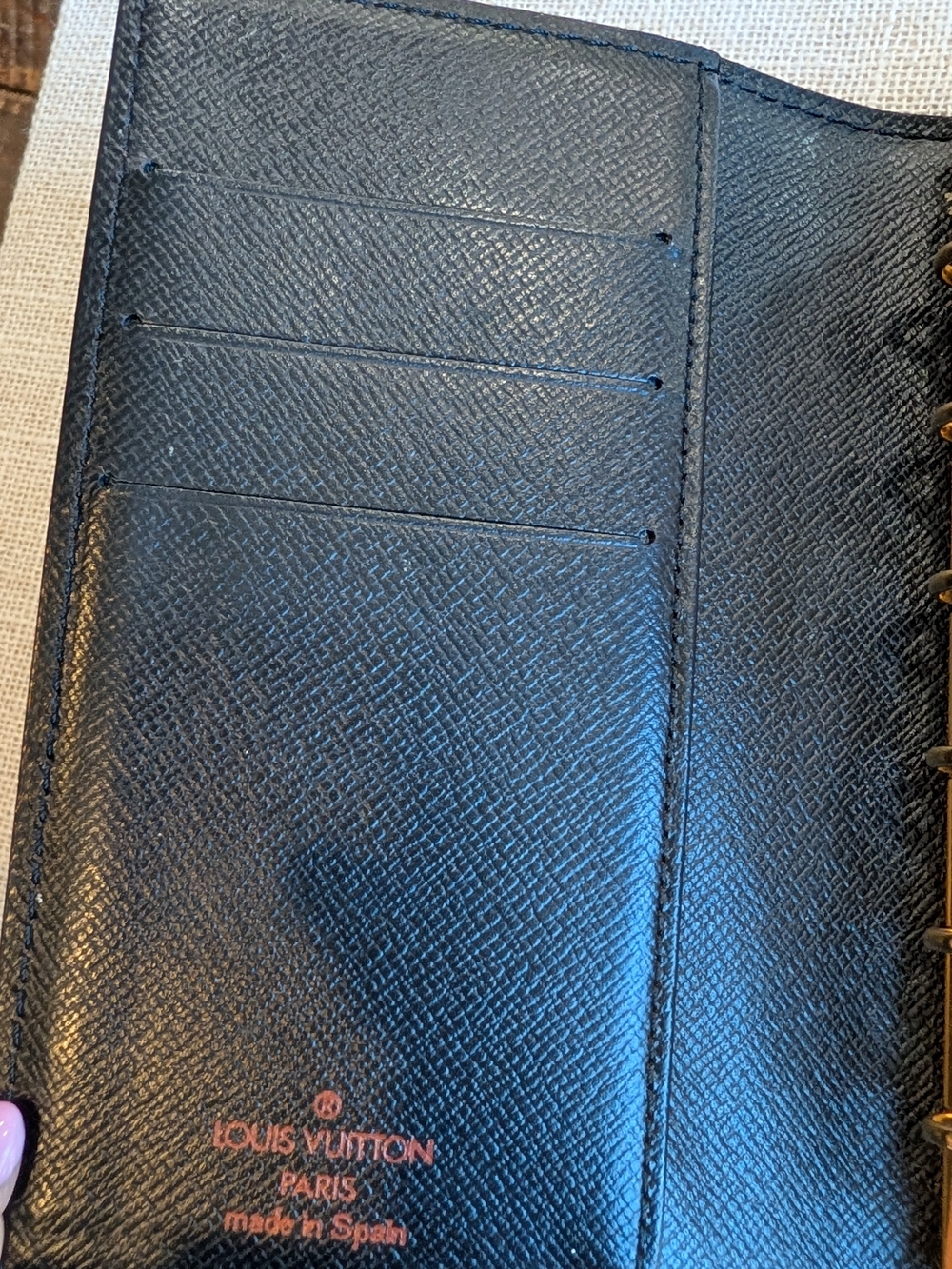 ❌SOLD ❌Louis Vuitton Red Epi Leather Agenda Cover Passport Size - Picture 4 of 8